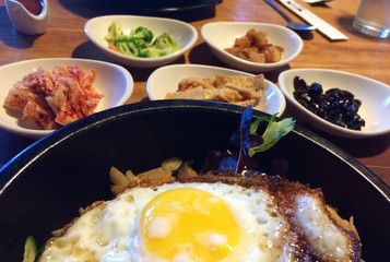 Korean beef Dolsot Bibimbap