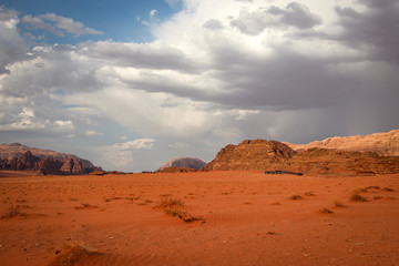 Fototapeta na wymiar Spectacularly scenic desert landscape of Wadi Rum, Jordan