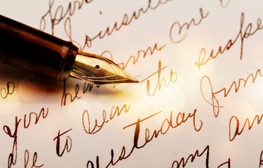 Signing a signature with a fountain pen