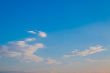 Obraz premium Sky and clouds before sunset