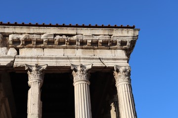 Le temple romain d'Auguste et de Livie dans la Ville de Vienne - Département Isère - France