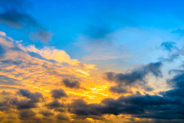 Naklejka na ściany i meble Beautiful sky and colorful clouds at sunset