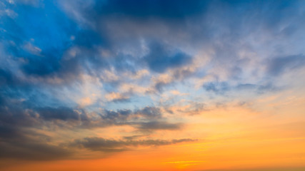 Fototapeta na wymiar Beautiful sky and colorful clouds at sunset