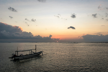 Fototapeta premium Beautiful Sunrise View of Sanur Beach in Bali Island