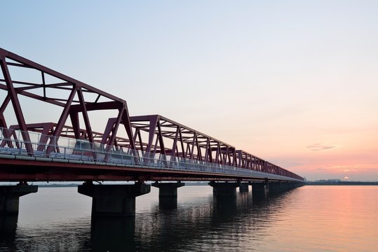 木曽川大橋 Photos Royalty Free Images Graphics Vectors Videos Adobe Stock 木曽川大橋 Photos Royalty Free Images Graphics Vectors Videos Adobe Stock