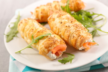 puff pastry with cheese cream and salmon