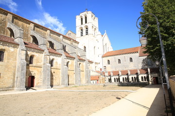 Fototapeta na wymiar The medieval Cathedral of Vezelay in Burgundy, France