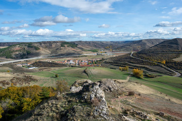 Fototapeta na wymiar Roads around the town of Medinaceli, Soria