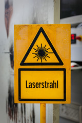 Warnschild Laserstrahl