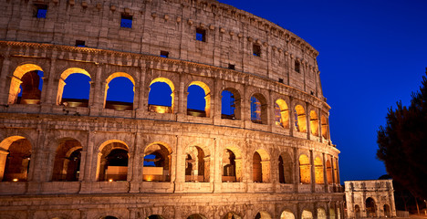 Fototapeta na wymiar Colosseum golden hour Rome Italy