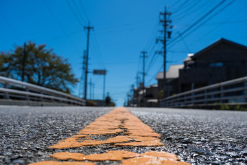 青空へ続く道路