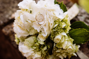 bouquet of white roses