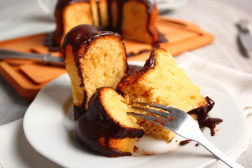 Bundt cake with chocolate glaze