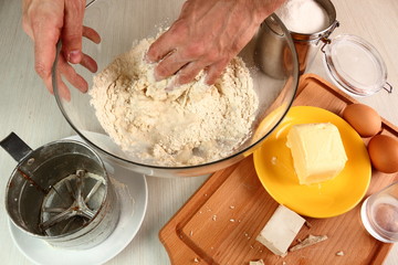Kneading. Making Yeast Dough (Leaven). Making Poppy Seed Snail. Sweet Roll Bun.