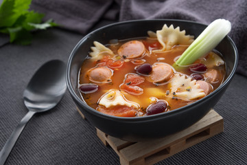 ITALIAN SAUSAGE SOUP. EASY RECIPE.