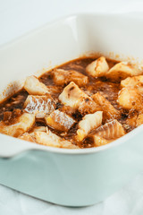 White Fish Fillet Curry With Tomato Sauce