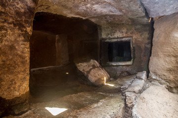 domus de janas ancient nuragic sepulcher in Sardinia