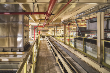 Obraz premium Empty conveyor belt on the production line