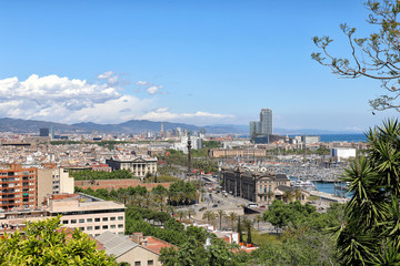 Fototapeta na wymiar Panorama of Barcelona, Maremagnum, Port Vell