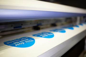 Wide-format inkjet printer