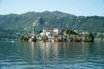 Fototapeta na wymiar San Giulio Island in Lake Orta