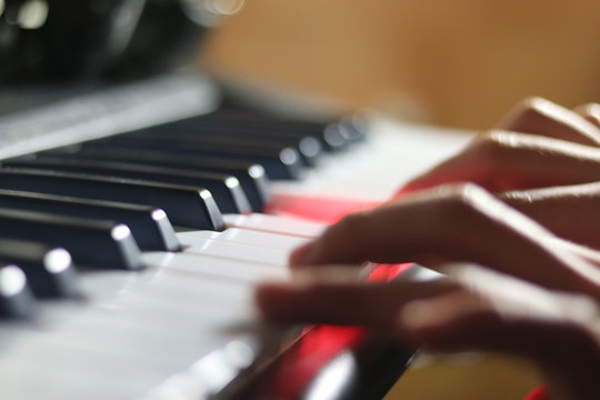 Piano hands