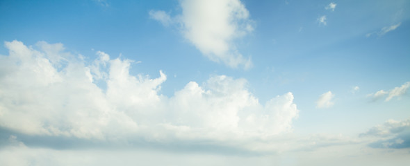 Obraz premium Blue sky clouds background. Beautiful landscape with clouds on sky