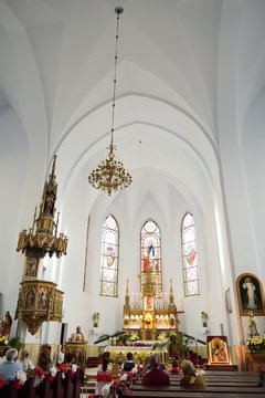 Wedding Ceremony At Cacica Roman Catholic Church