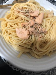 spaghetti with tomato sauce