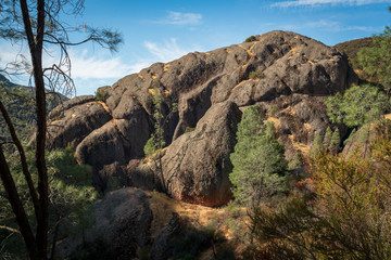 Fototapeta na wymiar Black Rock at Pinnacles National Park