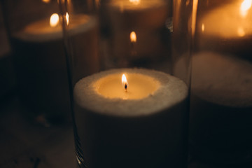  burning glass candles at night, wedding decor