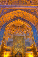 Fototapeta na wymiar Samarkand, Tillya-Kori Madrasah, Uzbekistan