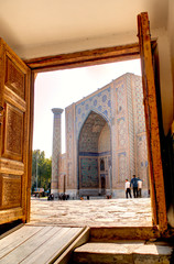 Samarkand, Tillya-Kori Madrasah