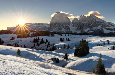 Picturesque sunrise panoramic view on Odle - Geisler mountain group, Seceda and Seiser Alm (Alpe di Siusi). Beautiful morning autumn scenery in the Dolomite Alps, South Tyrol, Italy. - obrazy, fototapety, plakaty