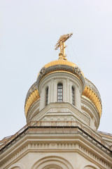 Obraz premium New Martyrs and Confessors of the Russia church facade view in the Sretensky Monastery in Moscow, Russia 