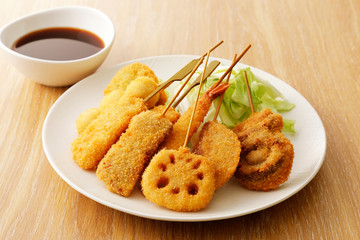 串カツ　Kushikatsu (Japanese deep-fried skewers)