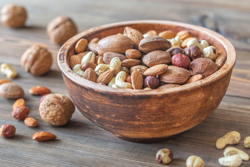 Obraz na płótnie Canvas Bowl of nuts