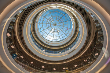 atrium, roof of the shopping center
