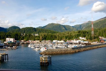Naklejka premium boats on the Pacific Coast