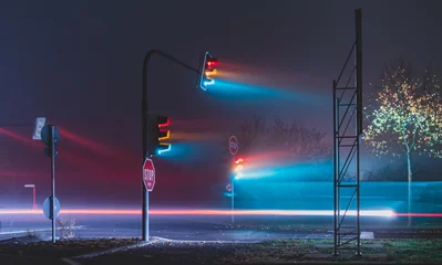 Foto op Plexiglas Aubergine verkeerslichten & 39 s nachts