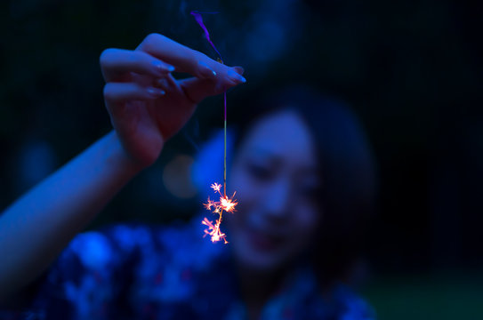 線香花火images Browse 2 055 Stock Photos Vectors And Video Adobe Stock 線香花火images Browse 2 055 Stock Photos Vectors And Video Adobe Stock