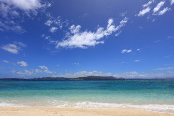 美しい沖縄のビーチ