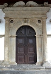 Fototapeta na wymiar a door in Roman style