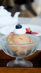 Homemade caramel ice cream