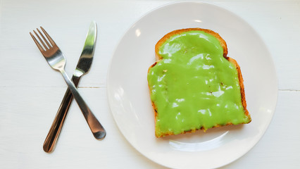 Pandanus green custard toast