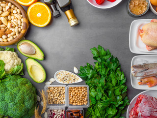 Composition with food contains coenzyme Q10, antioxidant, produce energy to cell, products against free radicals, and supports body as it ages, immune system, keeping body strong and healthy.