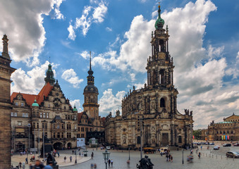 Fototapeta na wymiar Palace square and Hofkirche - Dresden, Germany