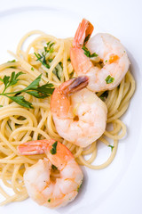 Spaghetti with garlic and shrimps