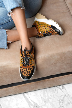 Girl sneakers 