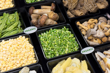 Gemüse und Pilze, tiefgefroren